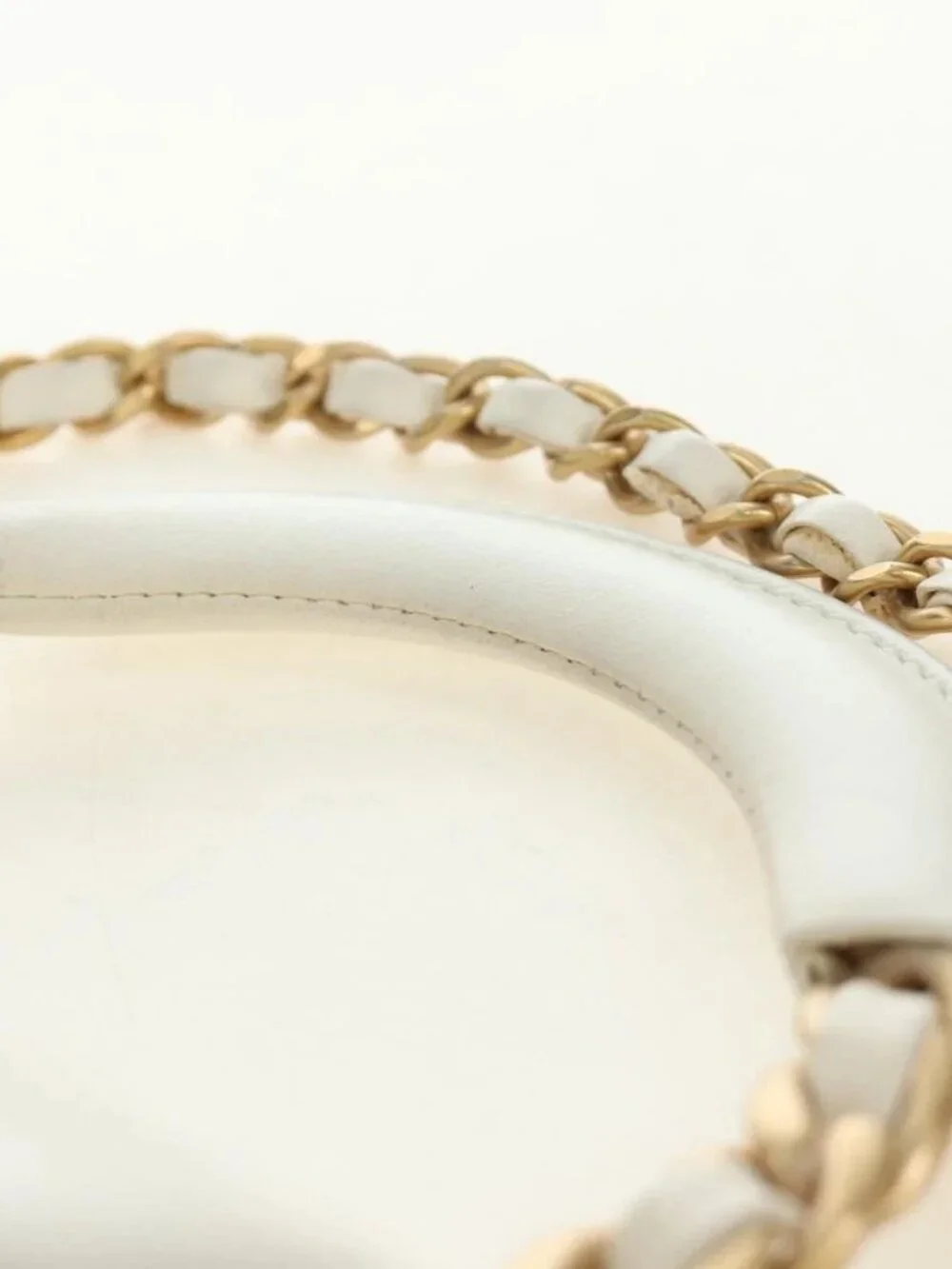 CHANEL Matelasse Top Handle Chain Bag Leather 2way White Gold CC Auth 188866SAM